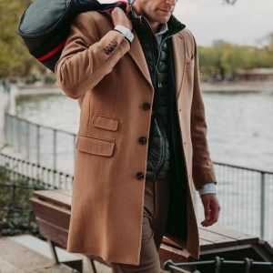 Fardo de abrigos de hombre segunda barato economico