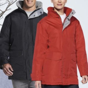 Fardo de ropa americana de parkas de hombre y mujer
